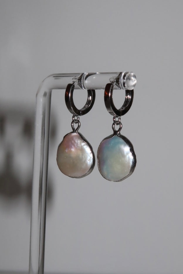 Sterling silver baroque pearl mini hoops